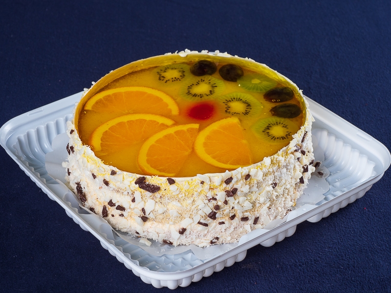 Торт "Творожный с фруктами" Мирамэль Калуга, пекарня-кондитерская